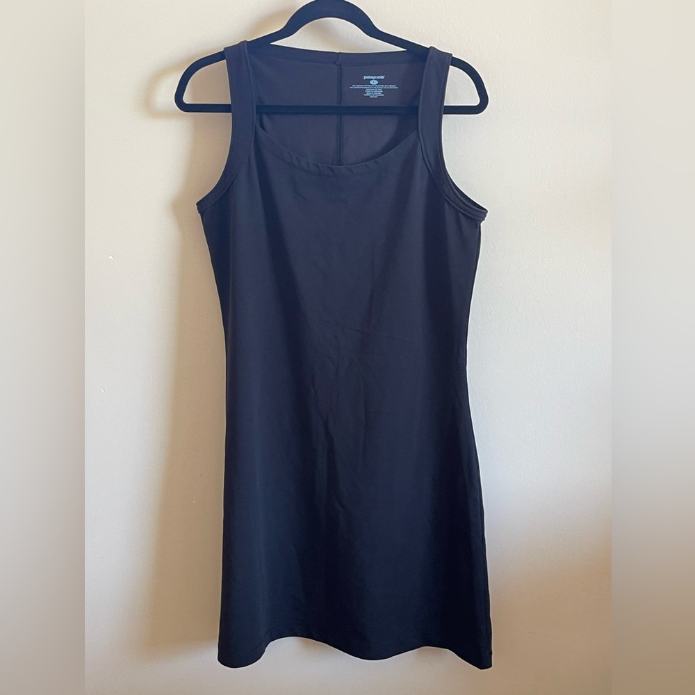 Patagonia Women’s Black Sleeveless Dress Size L